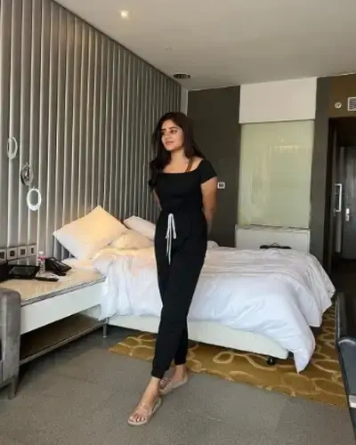 Call Girls Bareli Cash On Delivery